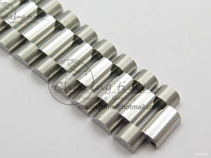 on SS SS Dial Day-Date Dial Green 904 New Markers Bracelet A2836 228239 Version BP 40mm President Stick 0313